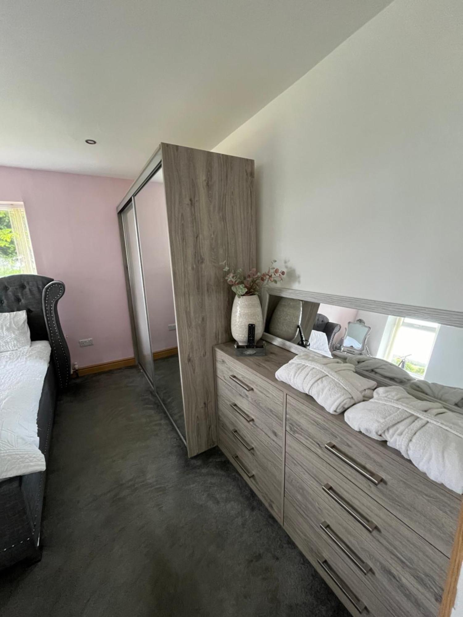 Unique Countryside Stay Dundrod Exteriör bild